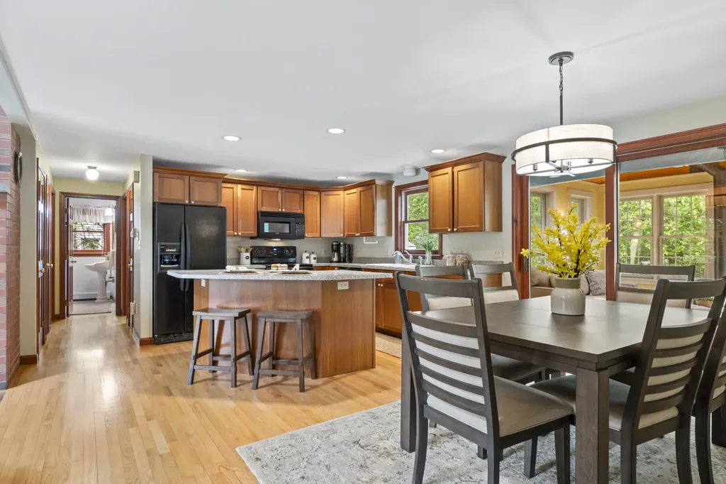 37 Shelby Lane South Portland ME 04106