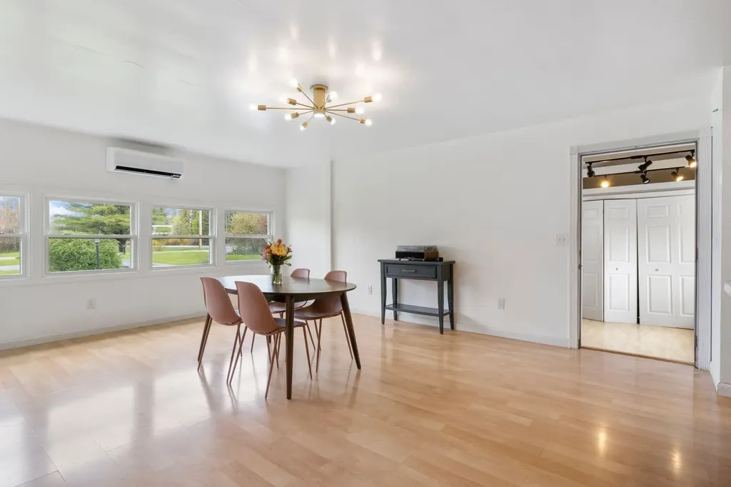 35 Longmeadow Drive Gorham ME 04038