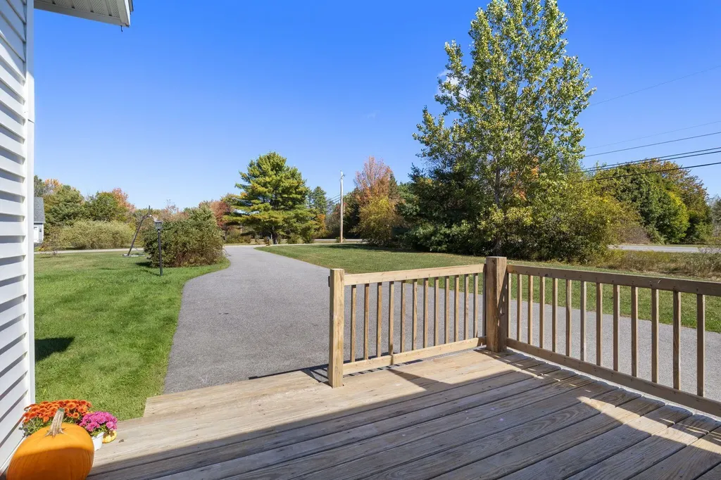 35 Longmeadow Drive Gorham ME 04038