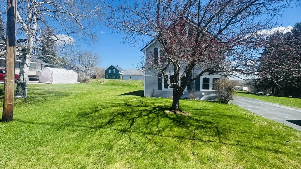 18 Veronica Street Caribou ME 04736