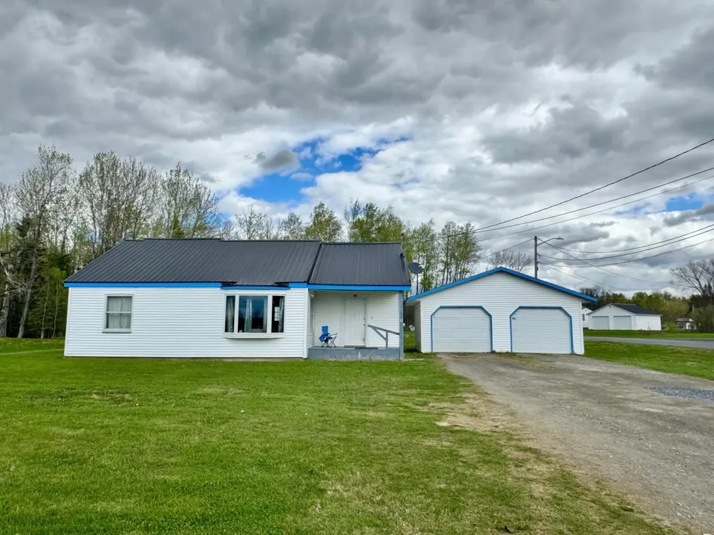37 Woodland Road Caribou ME 04736
