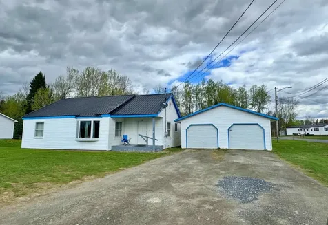 37 Woodland Road Caribou ME 04736