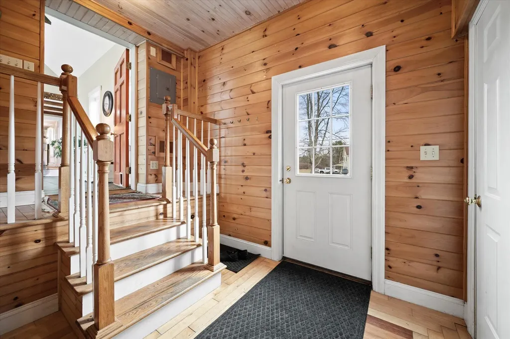 96 Weymouth Road Morrill ME 04952