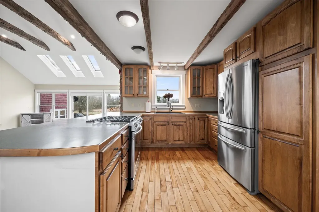 96 Weymouth Road Morrill ME 04952