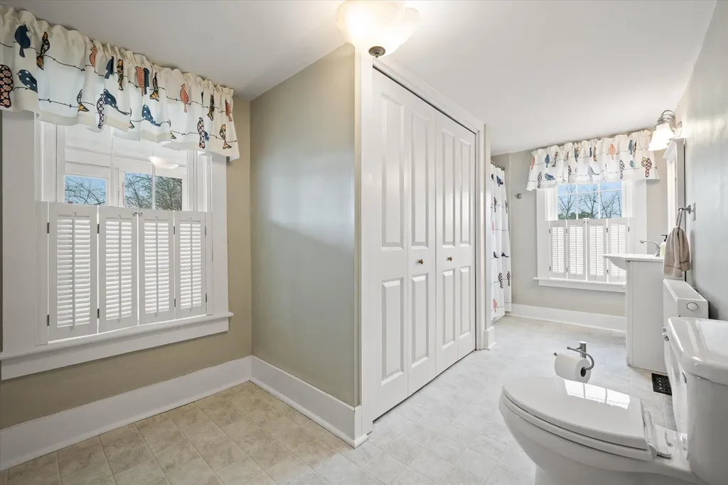 96 Weymouth Road Morrill ME 04952
