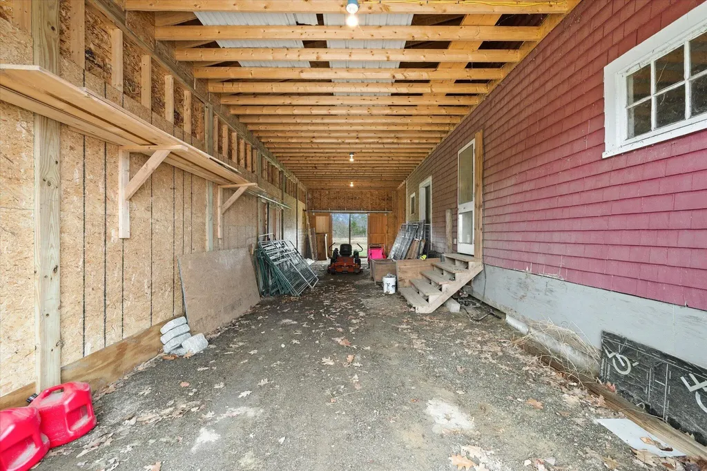 96 Weymouth Road Morrill ME 04952