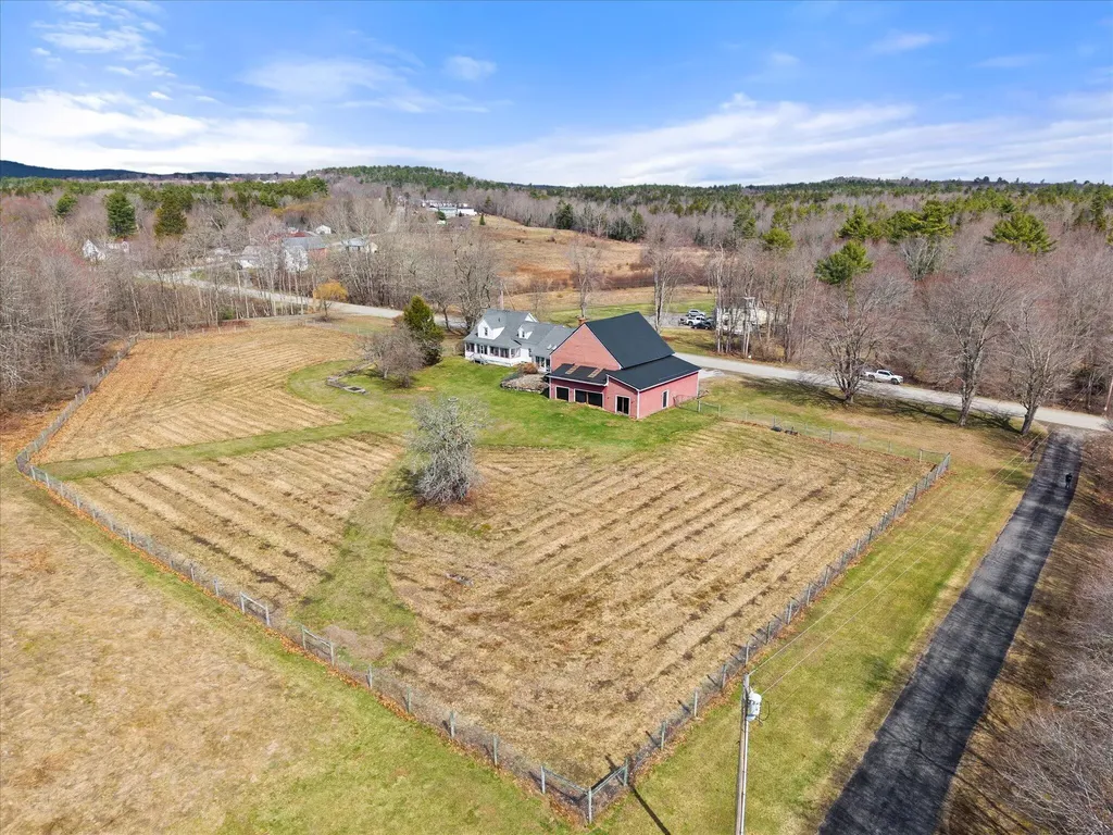 96 Weymouth Road Morrill ME 04952