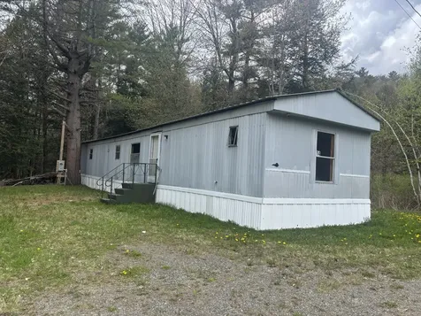 5 Richards Road Vassalboro ME 04989