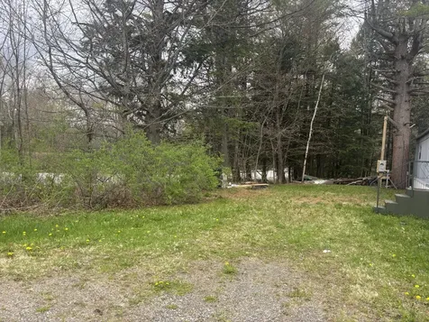5 Richards Road Vassalboro ME 04989