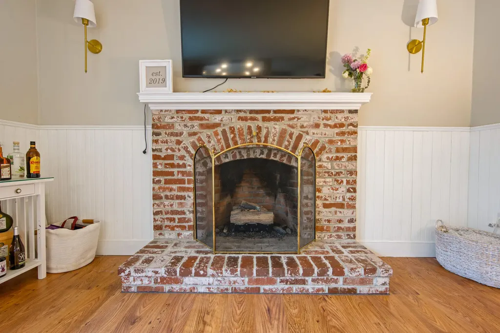 23 Frances Drive Hampden ME 04444