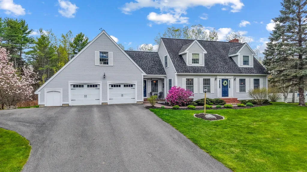 23 Frances Drive Hampden ME 04444