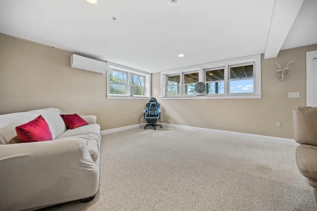 5 Brittany Road Eustis ME 04936