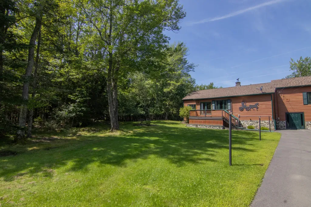 74 Pinetree Road Brewer ME 04412