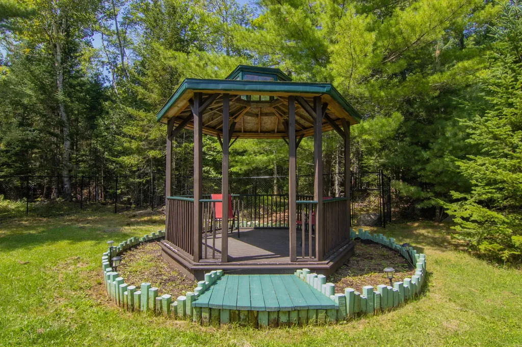 74 Pinetree Road Brewer ME 04412