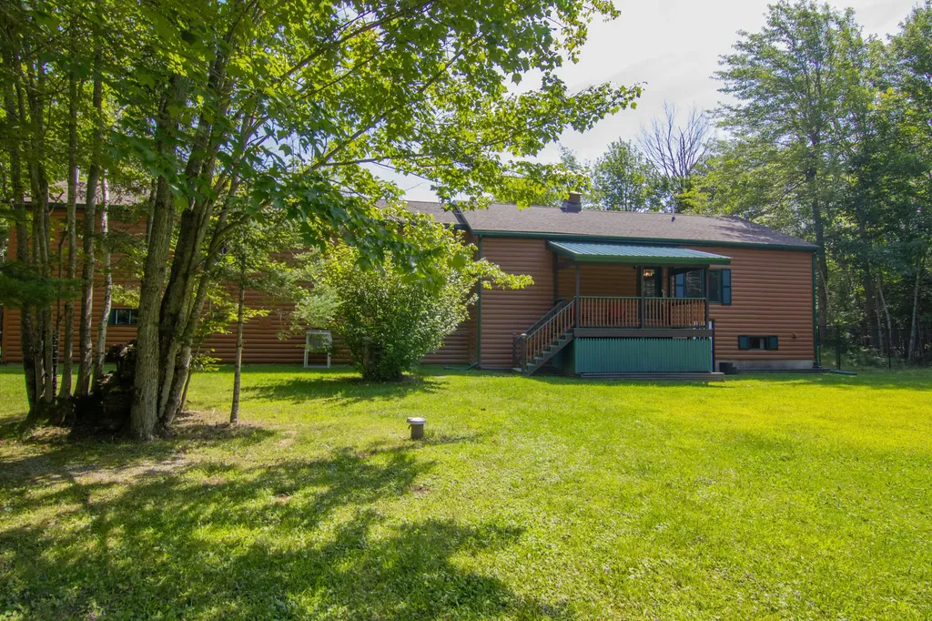74 Pinetree Road Brewer ME 04412