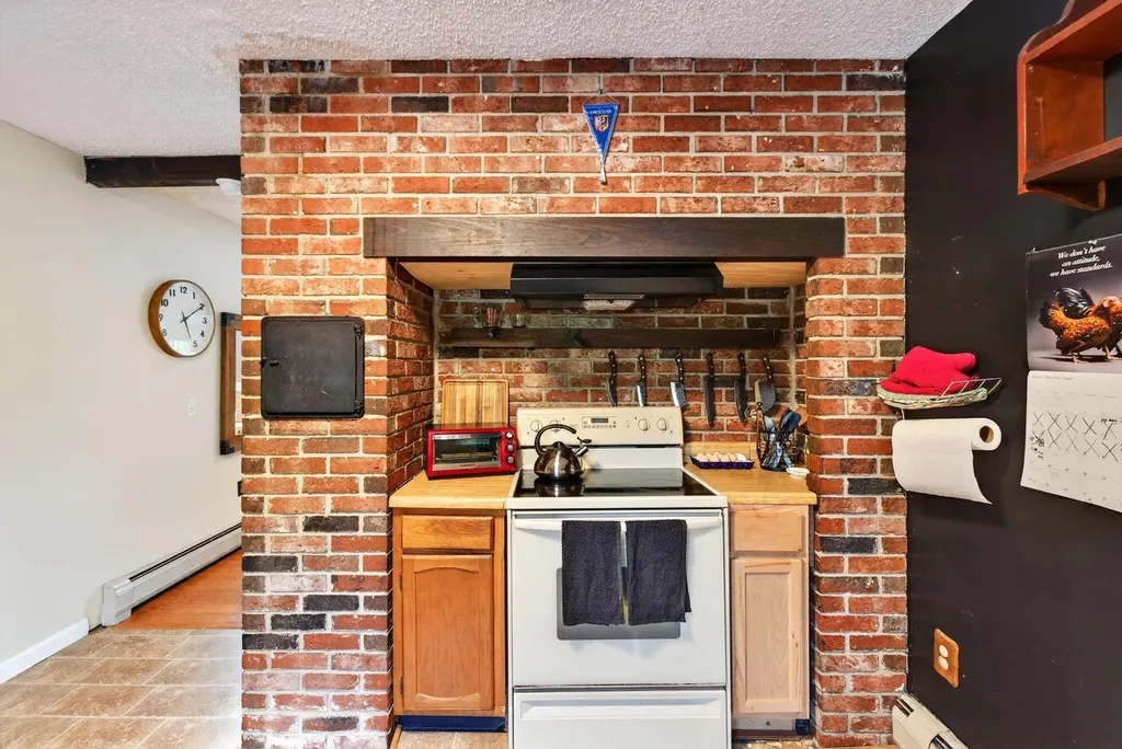 49 Mary Lane Oakland ME 04963