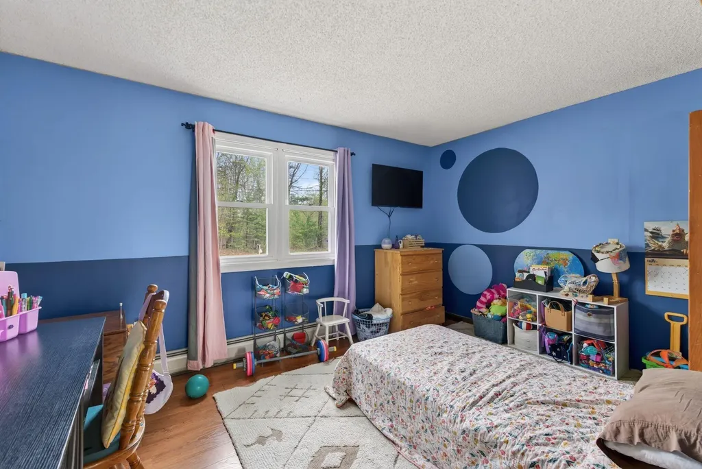 49 Mary Lane Oakland ME 04963