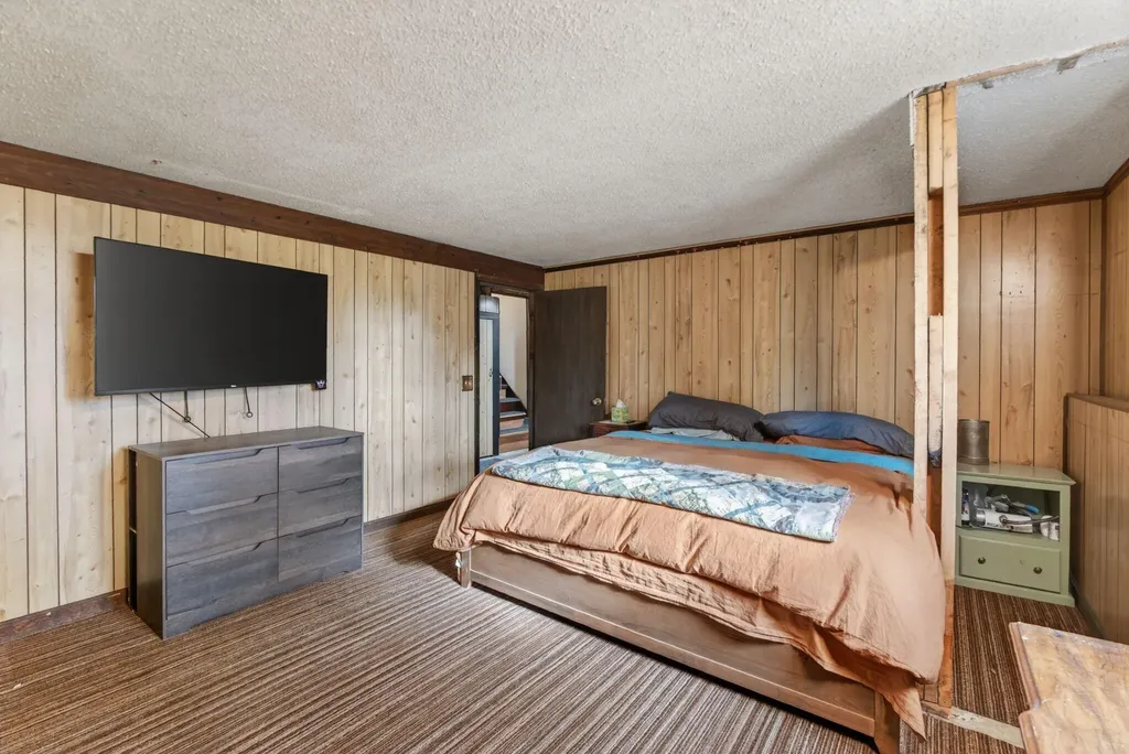49 Mary Lane Oakland ME 04963