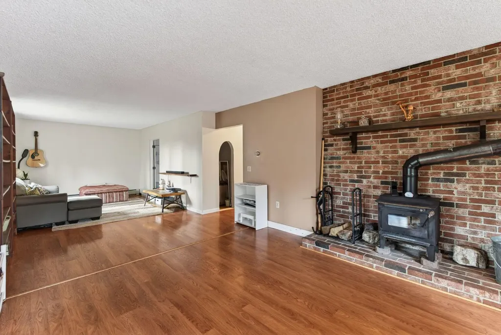 49 Mary Lane Oakland ME 04963
