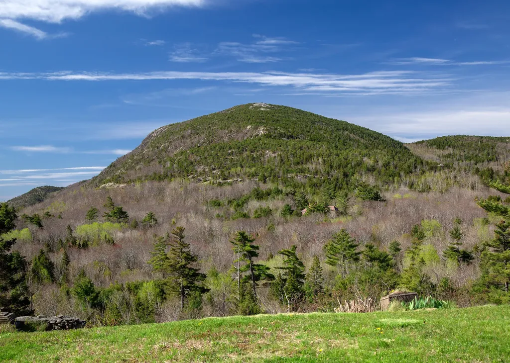 18 Greenway Court Bar Harbor ME 04609