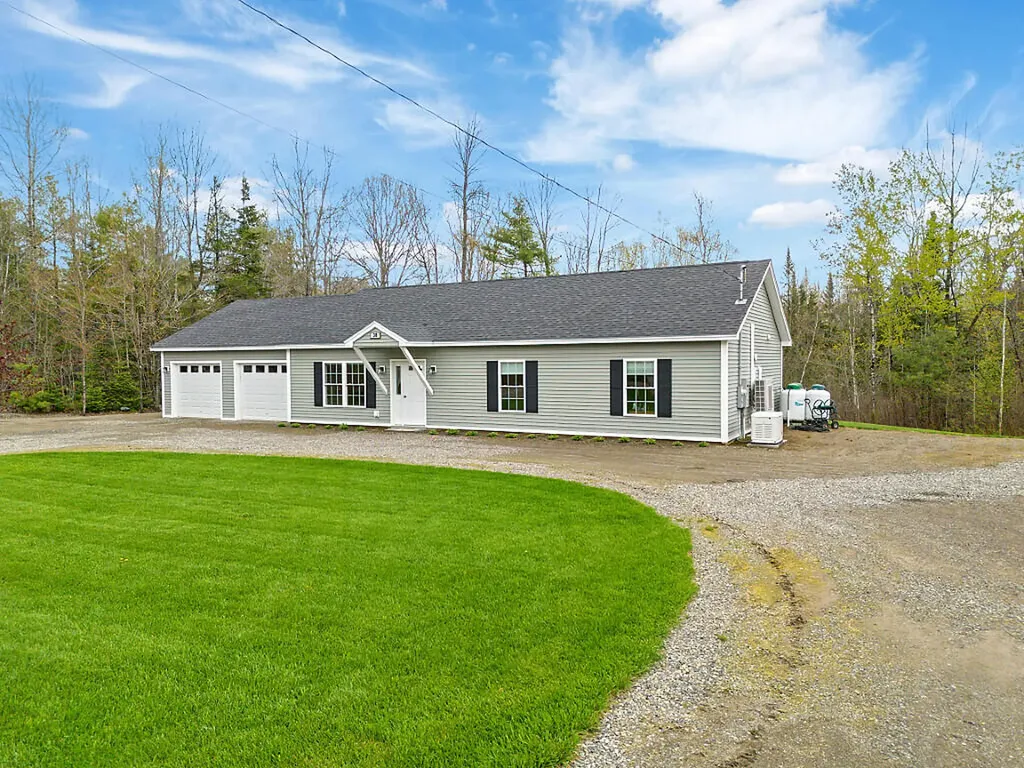 38 Deer Ridge Lane Windsor ME 04363