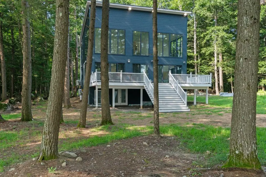 5 Zakelo Island Road Harrison ME 04040