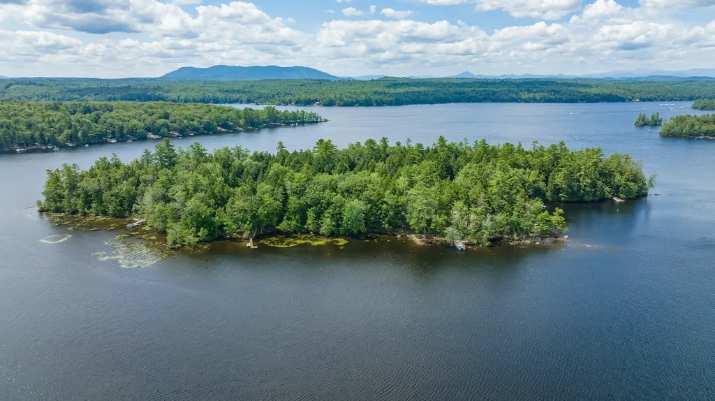 5 Zakelo Island Road Harrison ME 04040