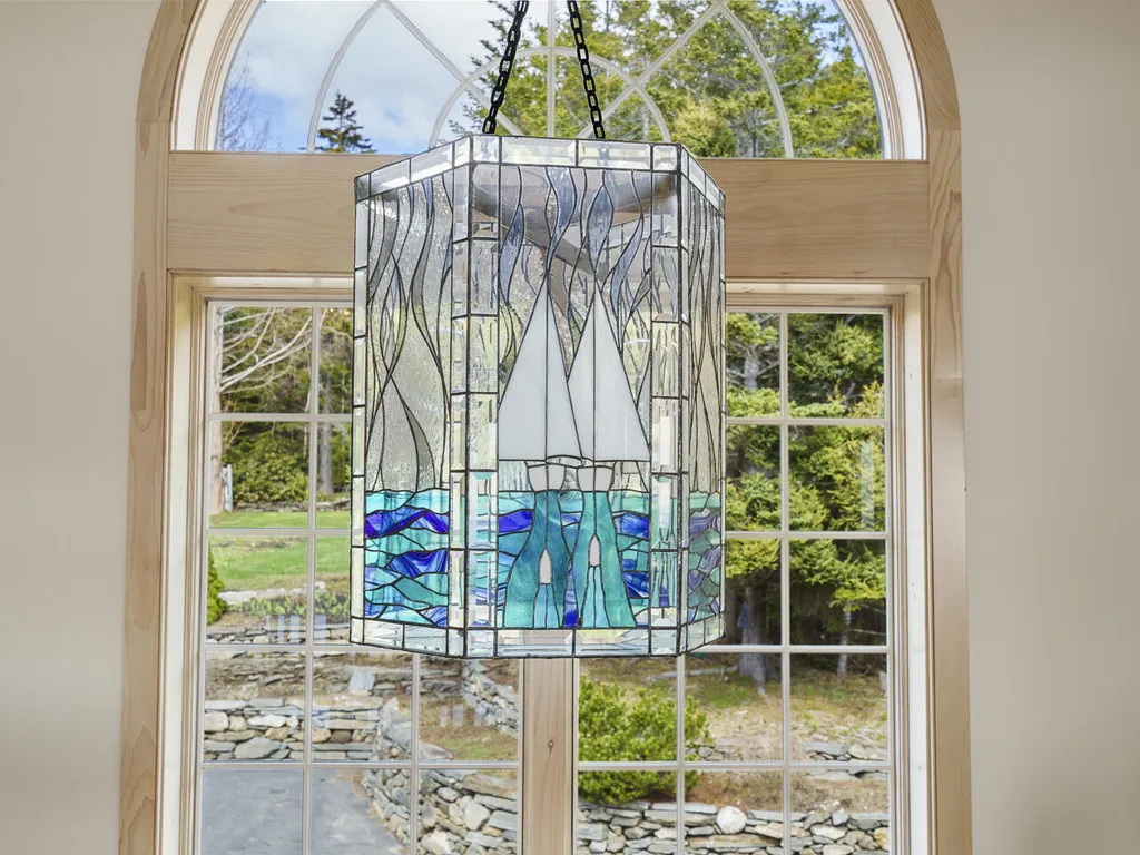 28 Yellow Head Road Bristol ME 04554
