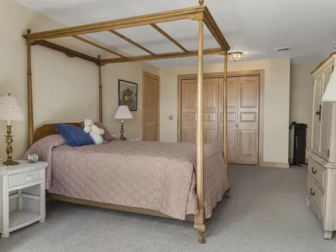 28 Yellow Head Road Bristol ME 04554