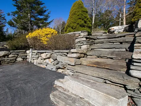 28 Yellow Head Road Bristol ME 04554