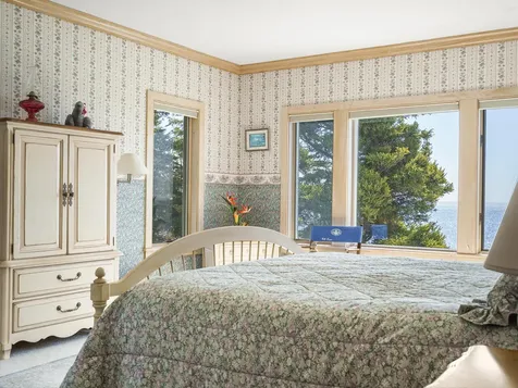 28 Yellow Head Road Bristol ME 04554