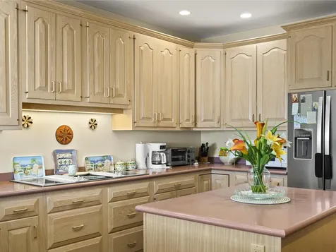 28 Yellow Head Road Bristol ME 04554