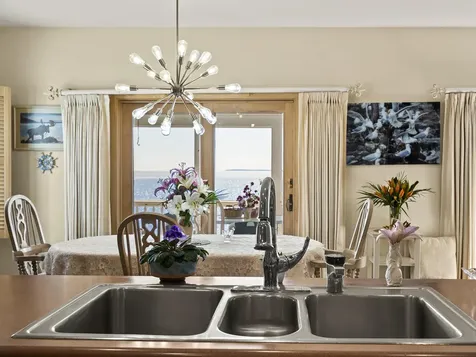 28 Yellow Head Road Bristol ME 04554