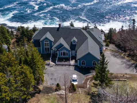 28 Yellow Head Road Bristol ME 04554