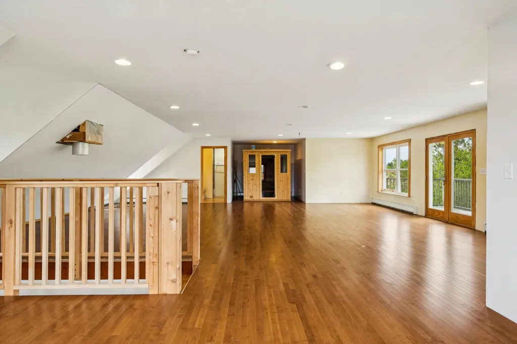 112 Payne Road Scarborough ME 04074