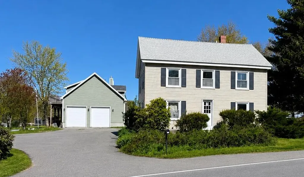 112 Payne Road Scarborough ME 04074