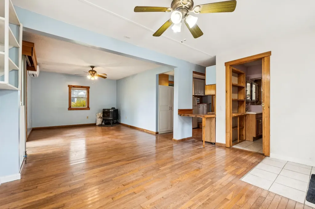 112 Payne Road Scarborough ME 04074
