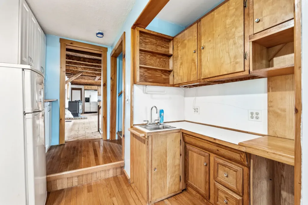 112 Payne Road Scarborough ME 04074