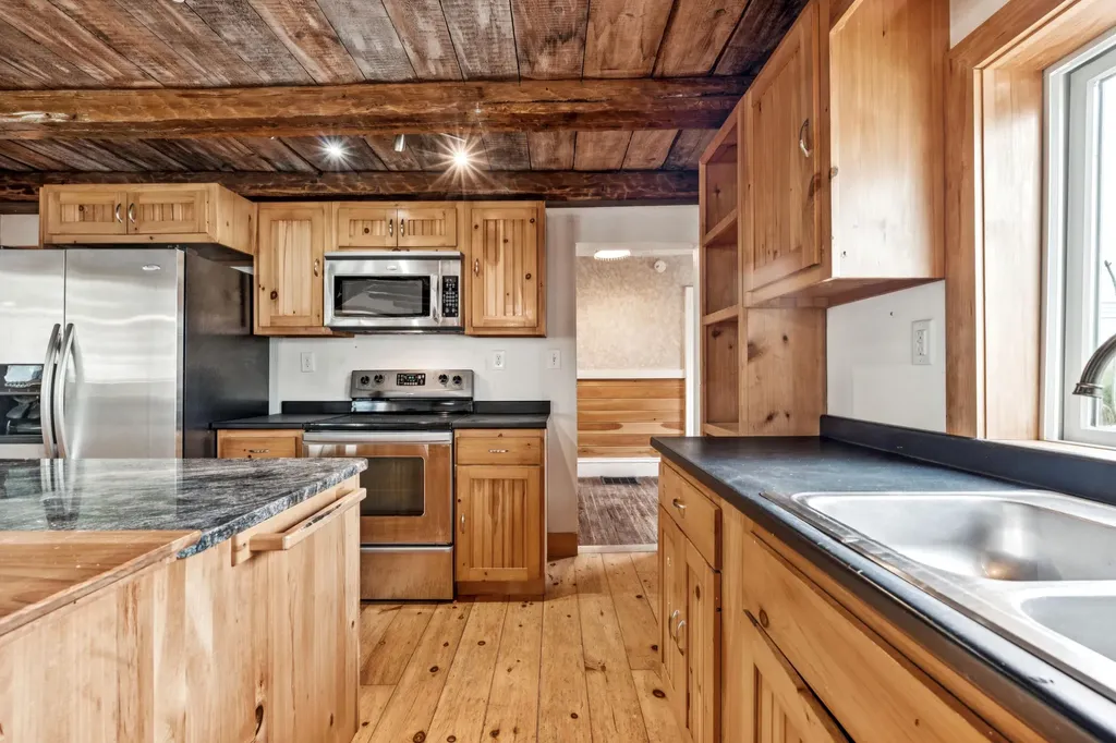 112 Payne Road Scarborough ME 04074