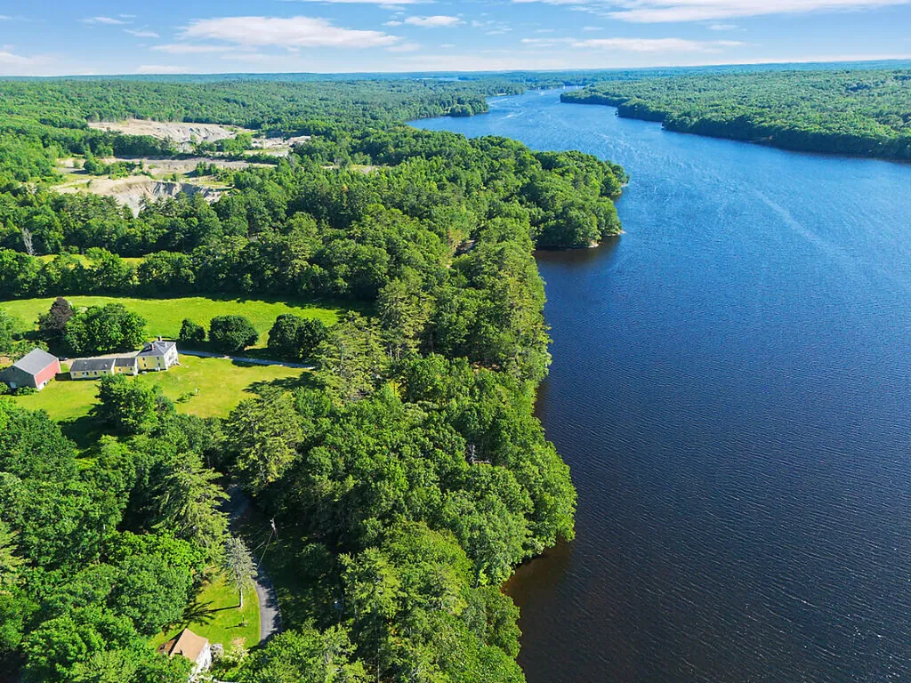 251 Cedar Grove Road Dresden ME 04342