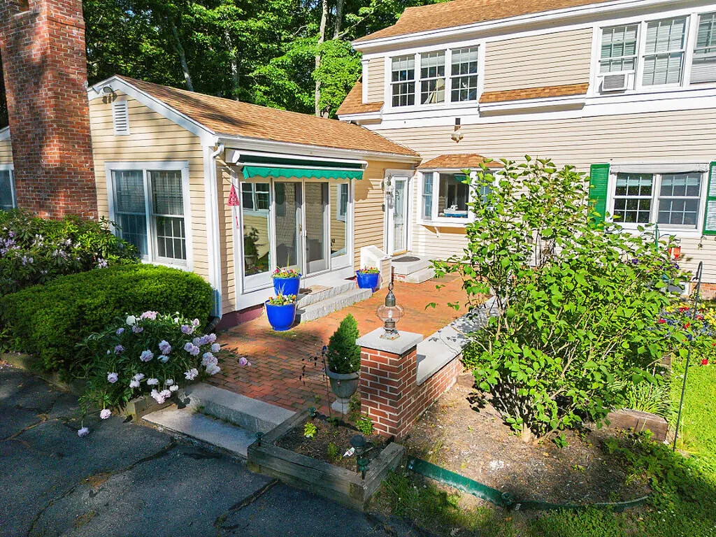 251 Cedar Grove Road Dresden ME 04342