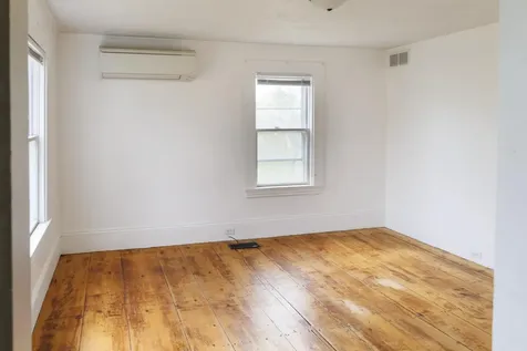 22 Booker Street Thomaston ME 04861
