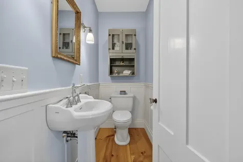 109 Main Street Yarmouth ME 04096