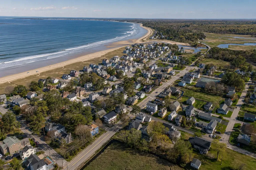 170 W Grand Avenue Old Orchard Beach ME 04064