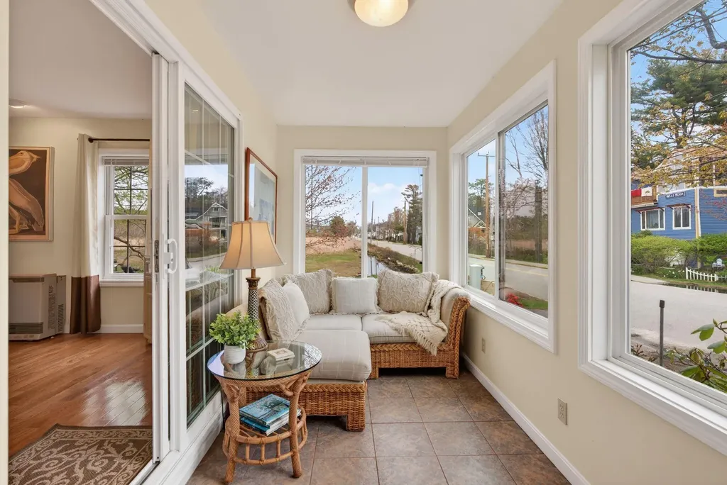 170 W Grand Avenue Old Orchard Beach ME 04064