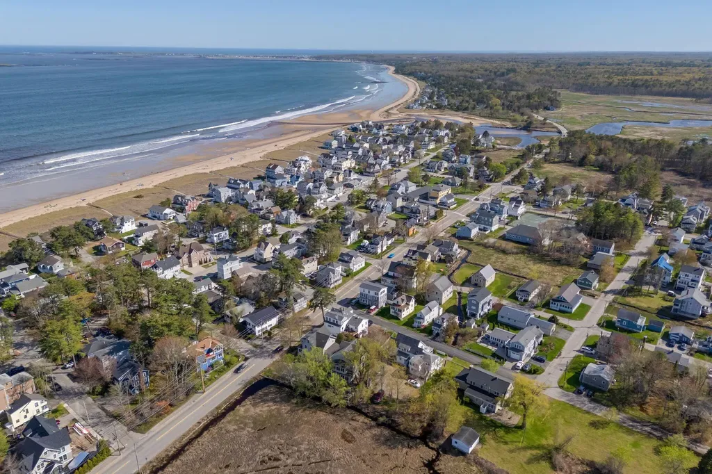 170 W Grand Avenue Old Orchard Beach ME 04064