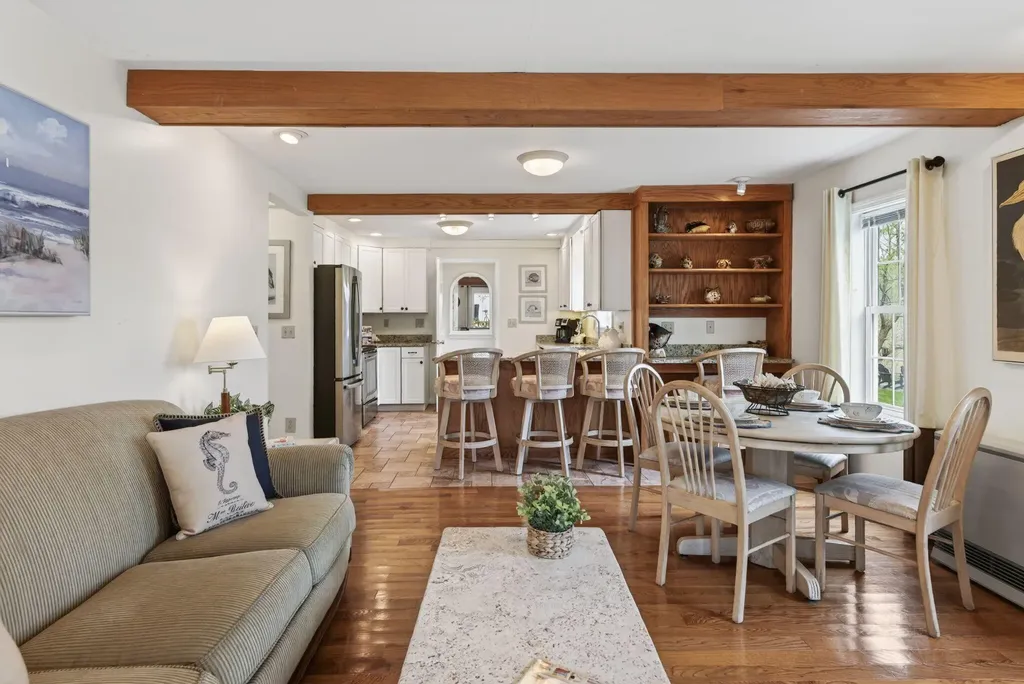 170 W Grand Avenue Old Orchard Beach ME 04064