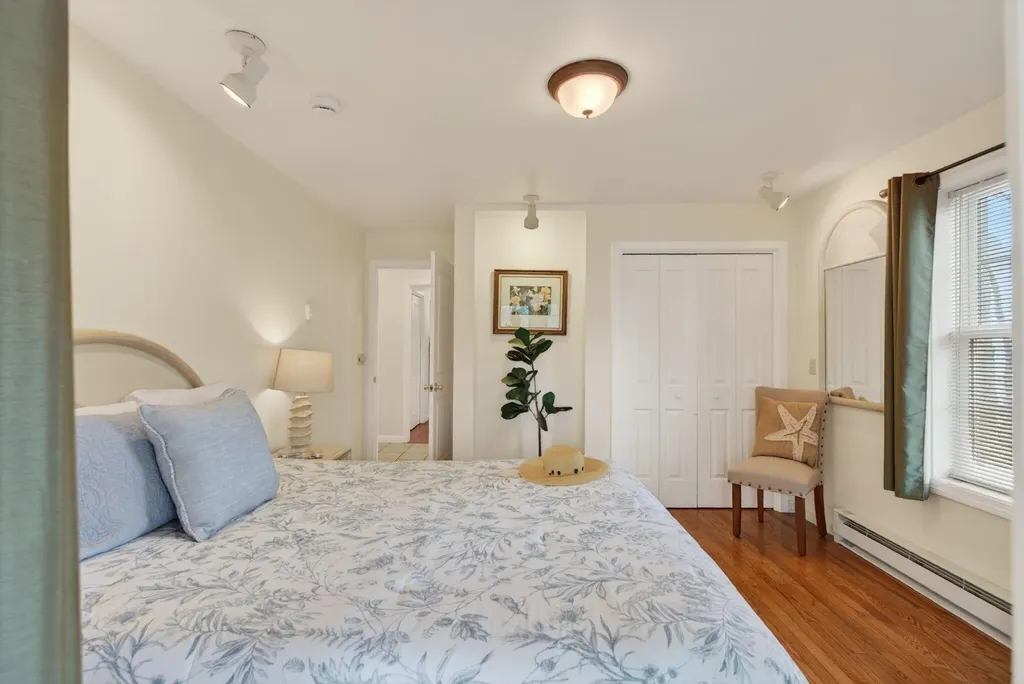 170 W Grand Avenue Old Orchard Beach ME 04064