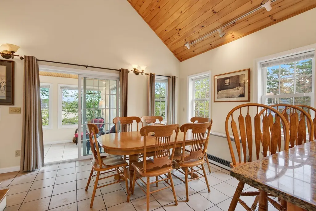 170 W Grand Avenue Old Orchard Beach ME 04064