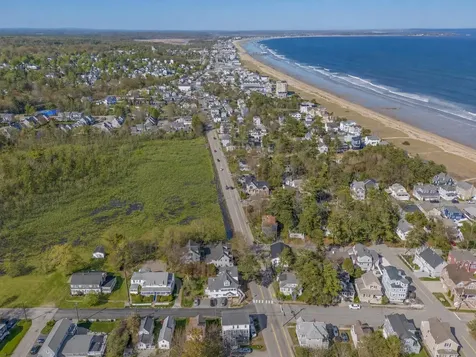170 W Grand Avenue Old Orchard Beach ME 04064